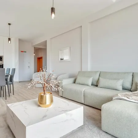 Sonhos Na Iha Iii By Madeira