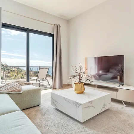 Sonhos Na Iha Iii By Madeira *